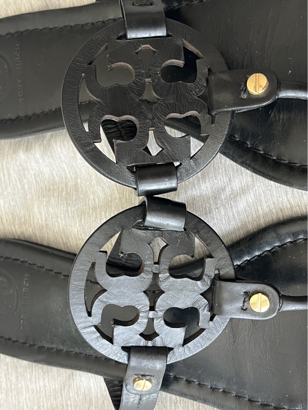 Tory Burch Black Logo Miller Thong Sandals with Gold Accents size 8 - Picture 12 of 17